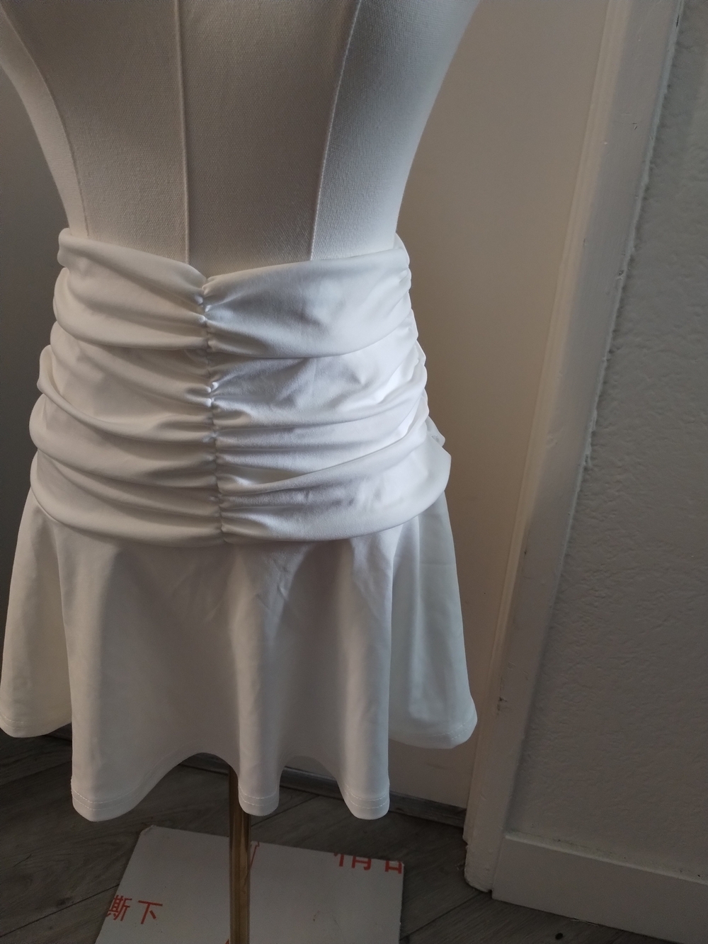 SHEIN White Ruched Waist Circle Skirt